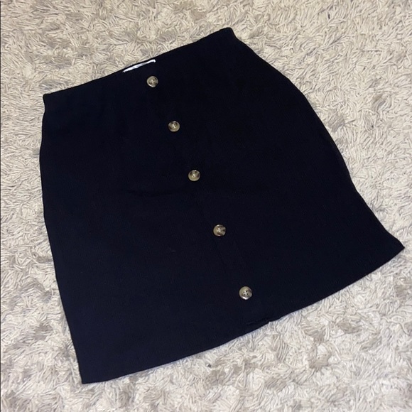 Black midi button skirt - Picture 1 of 2